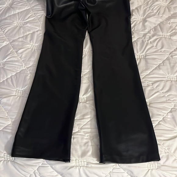 Zara black faux leather stretchy pants size medium NWT - Picture 5 of 5
